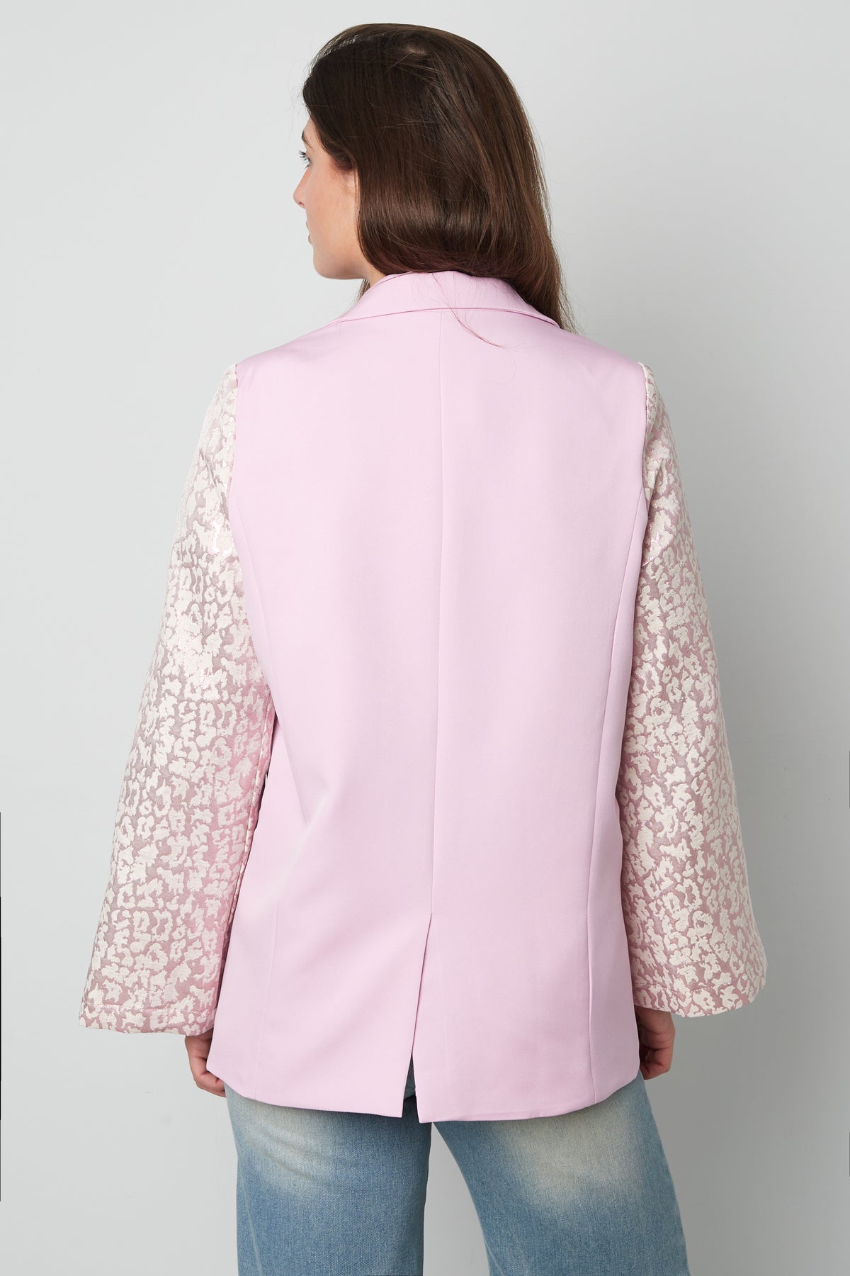 Polyester Vrouwen Suit Set Kanten Mouw Ontwerp